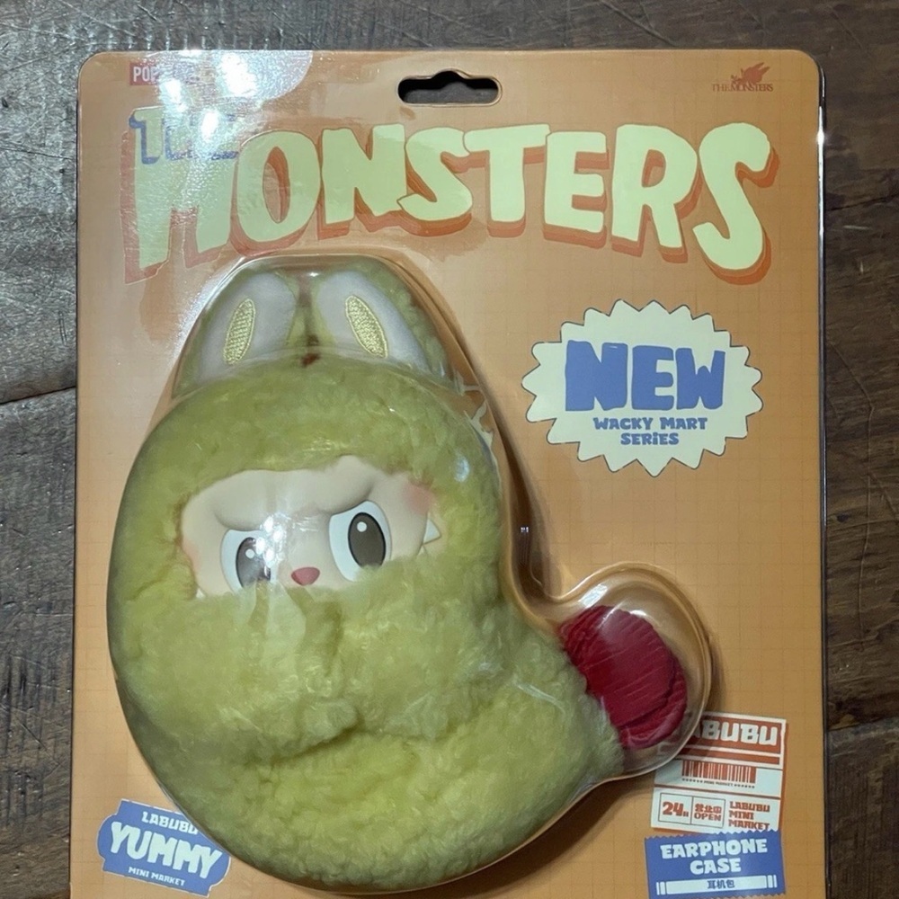 POPMART Labubu Earphone Case Wacky MART Series, Shrimp Tempura Flavor NIB